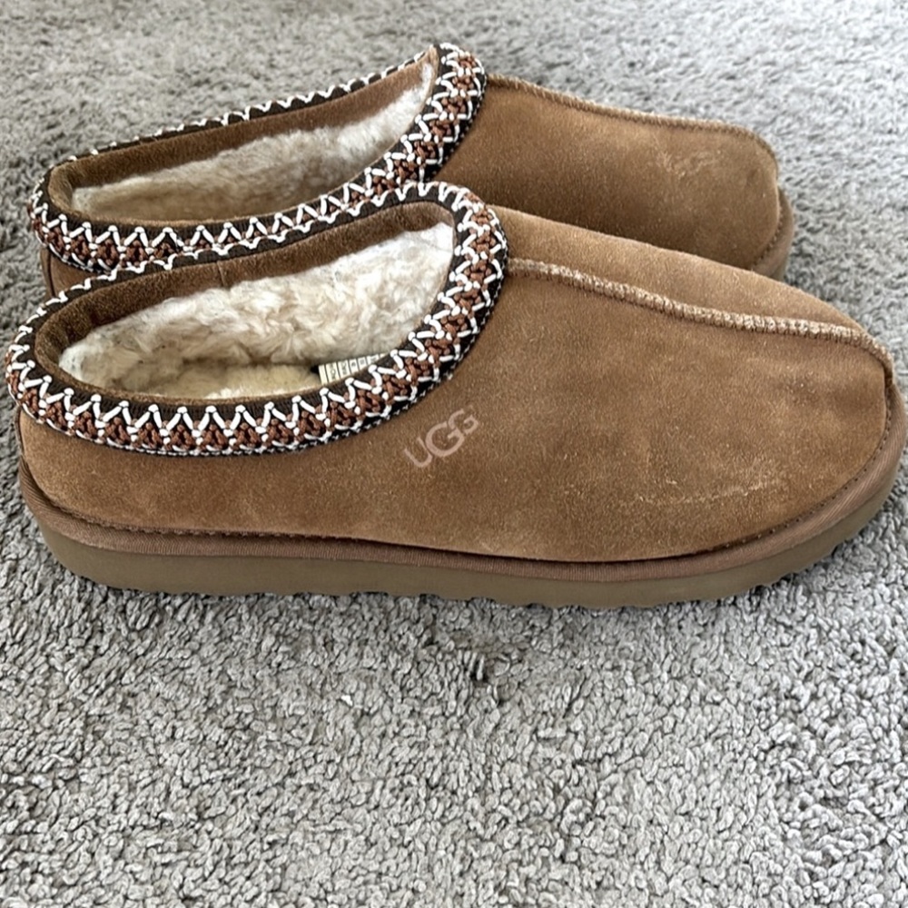 UGG Tasman Slippers Size 9